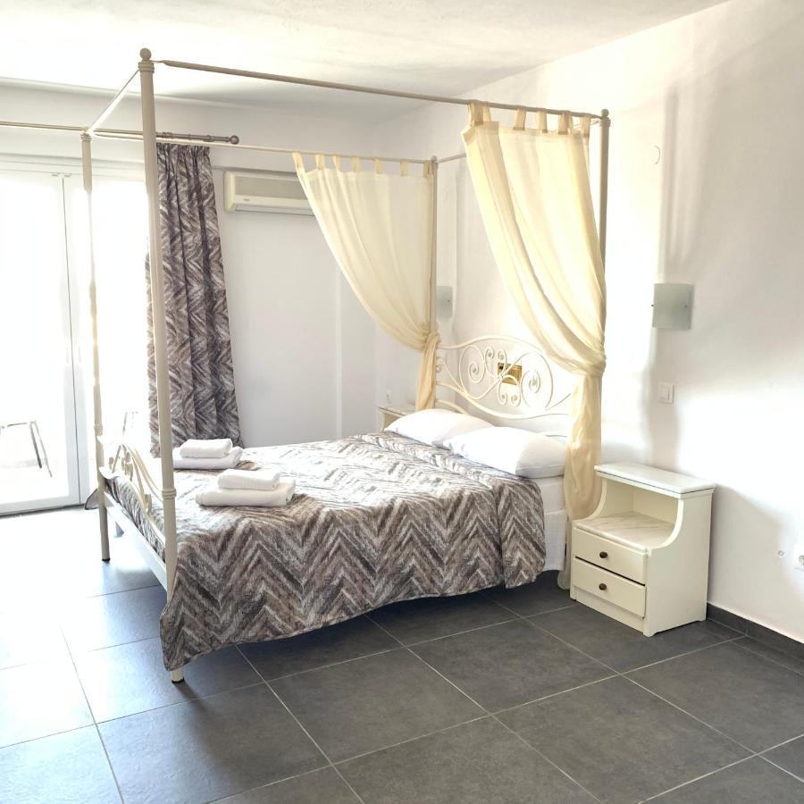 Sea View Beach Hotel (Adults Only) Періволос Екстер'єр фото