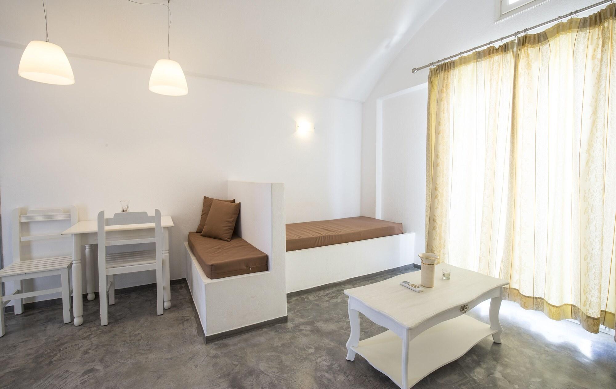 Sea View Beach Hotel (Adults Only) Періволос Екстер'єр фото