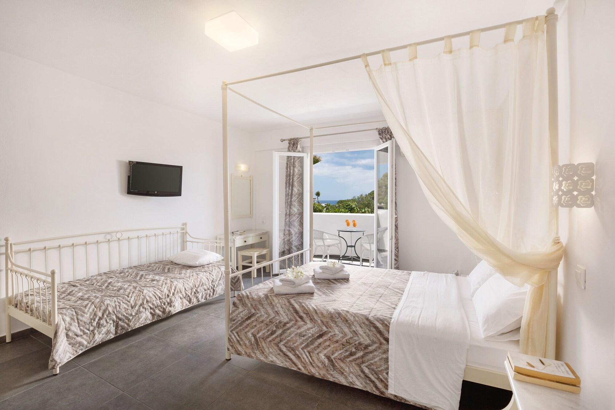 Sea View Beach Hotel (Adults Only) Періволос Екстер'єр фото